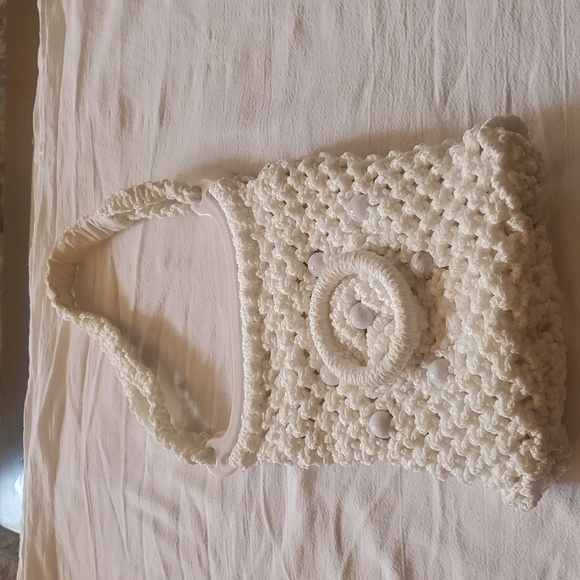 Vintage Handmade Elegant White Macrame Crocheted Shoulder Bag - Picture 5 of 10